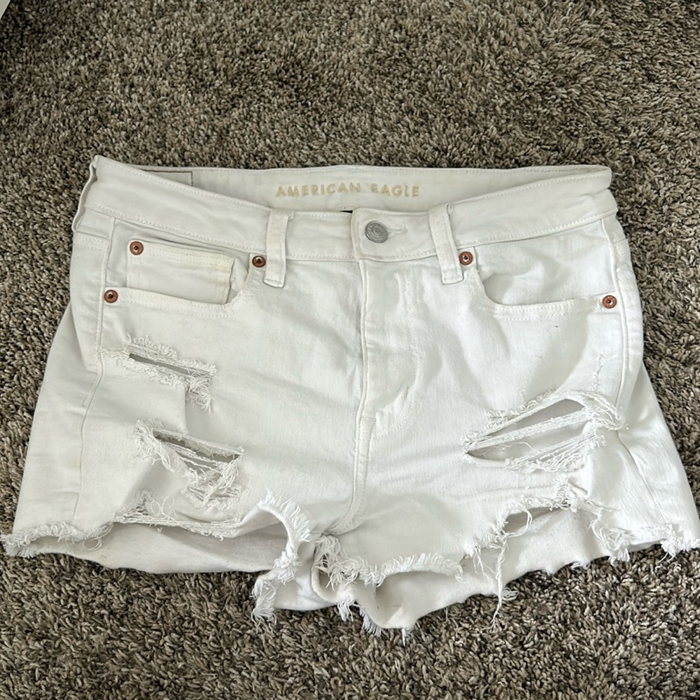 American Eagle Stretch style White Shorts size 8